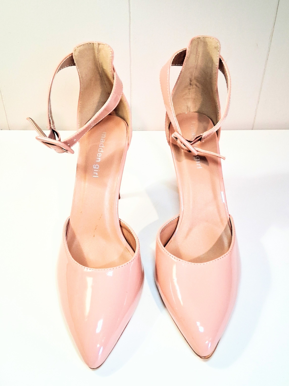 Madden Girl Women's Patent Pointed-Toe Ankle-Strap Heels in Blush Pink Size 9 - Picture 2 of 8